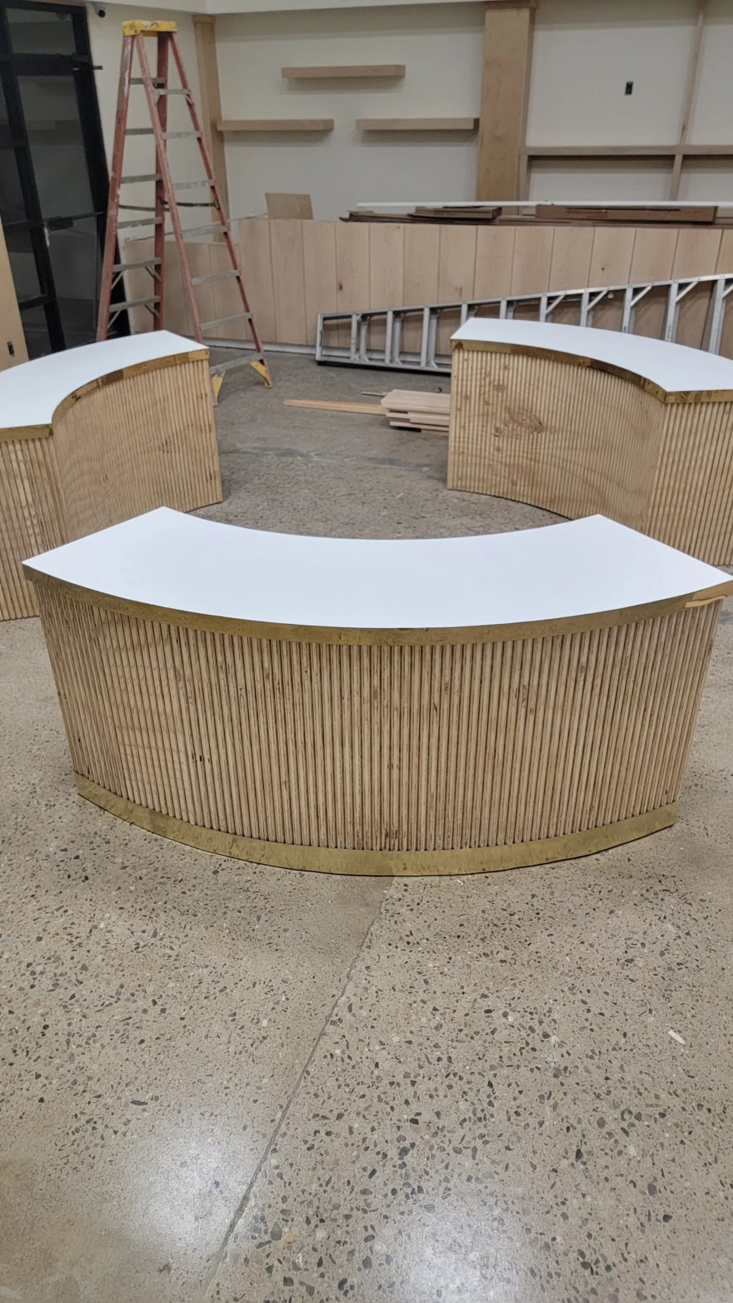 Reeded Curved Counter