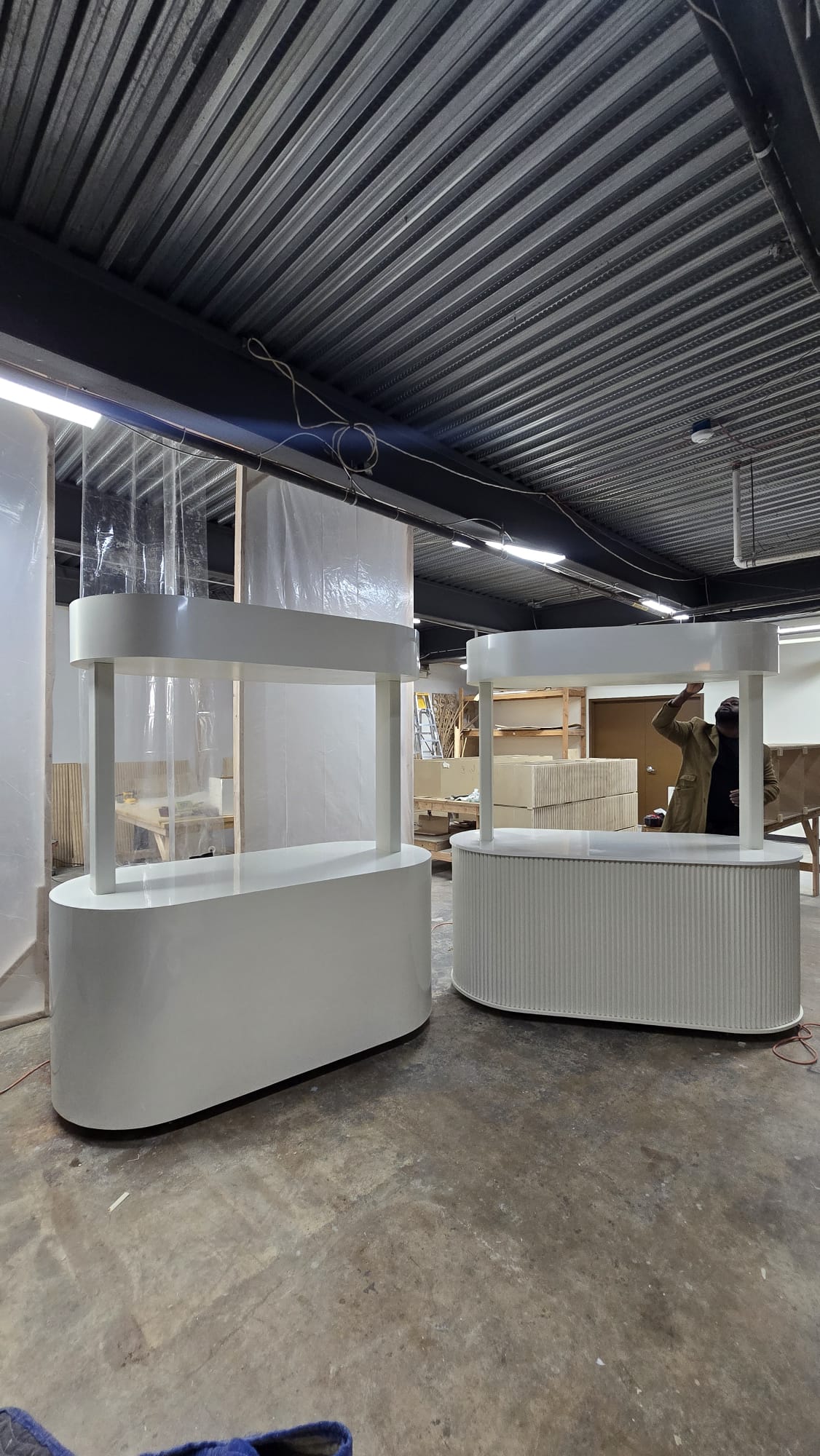 ⁠Luxury Kiosk Cart – Customizable High-Gloss Branding Station