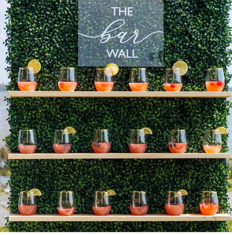 Champagne Wall – Self standing
